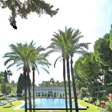 Apartamento Puente Romano Senorio De
