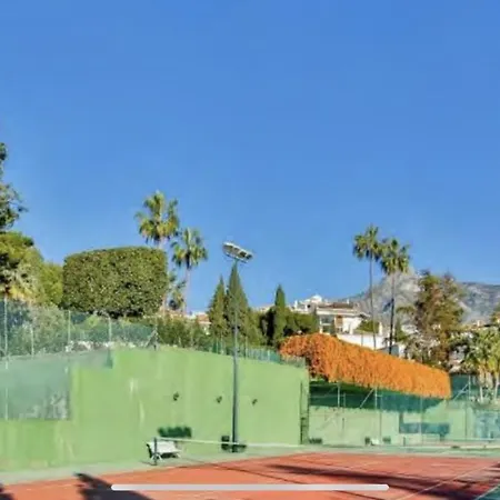 Apartamento Puente Romano Senorio De